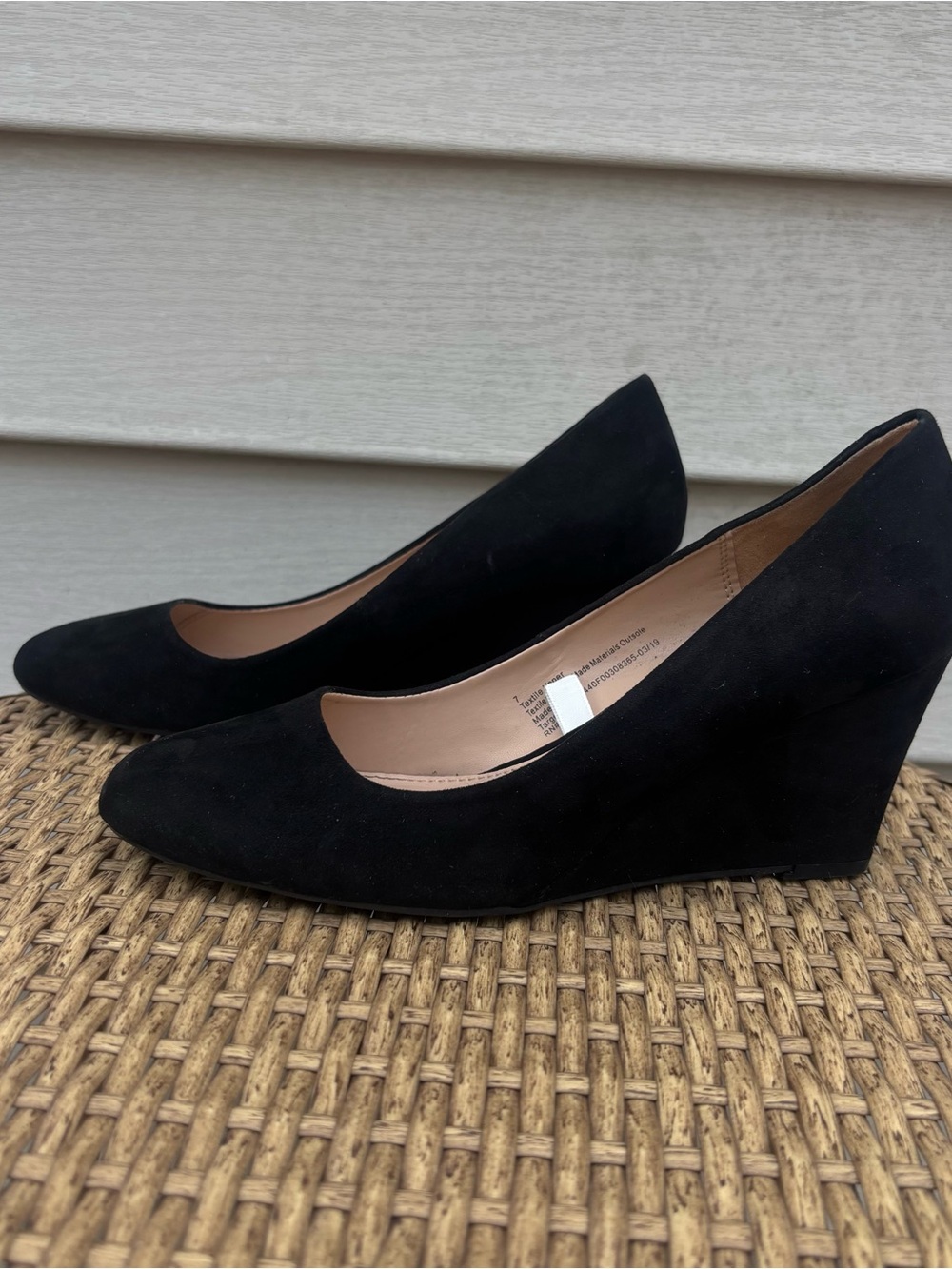 A New Day Women’s  Classic Black Faux Suede Wedge Heels Pumps | Size 7